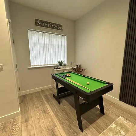Stylish Apartment Free Parking Belfast Exterior photo
