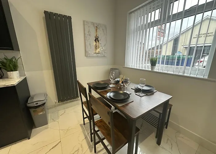 Stylish Apartment Free Parking